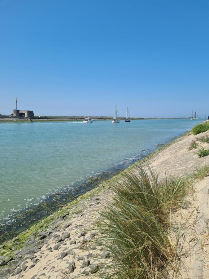 "Les Embruns" Maison Meublee, Proche De La Mer Grand-Fort-Philippe Exterior photo